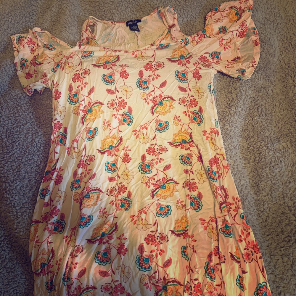 Off the shoulder loose summer dress
